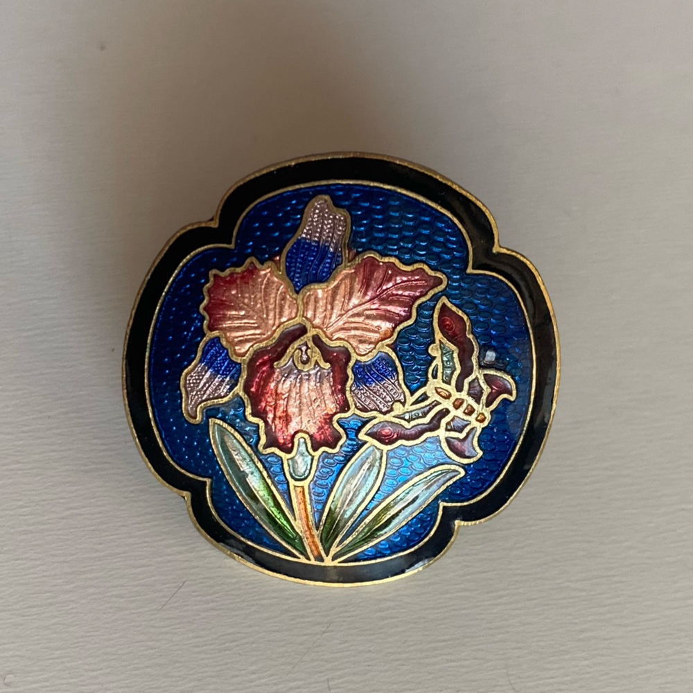 Antique enamel scarf clip / vintage cloisonné scarf featuring floral butterfly